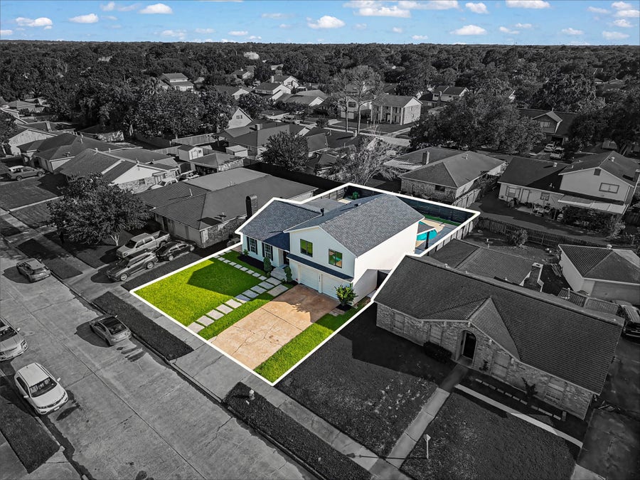 Property photo for 10826 Sageburrow DR Drive, Houston, TX
