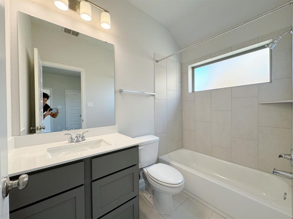 4026 Honeyspring Drive, Missouri City, TX 77459 4026 Honeyspring Drive, Missouri City, TX 77459