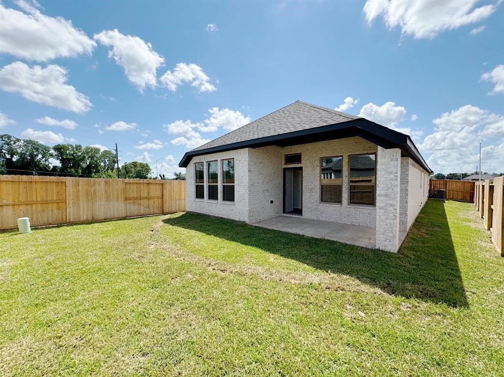 4026 Honeyspring Drive, Missouri City, TX 77459 4026 Honeyspring Drive, Missouri City, TX 77459