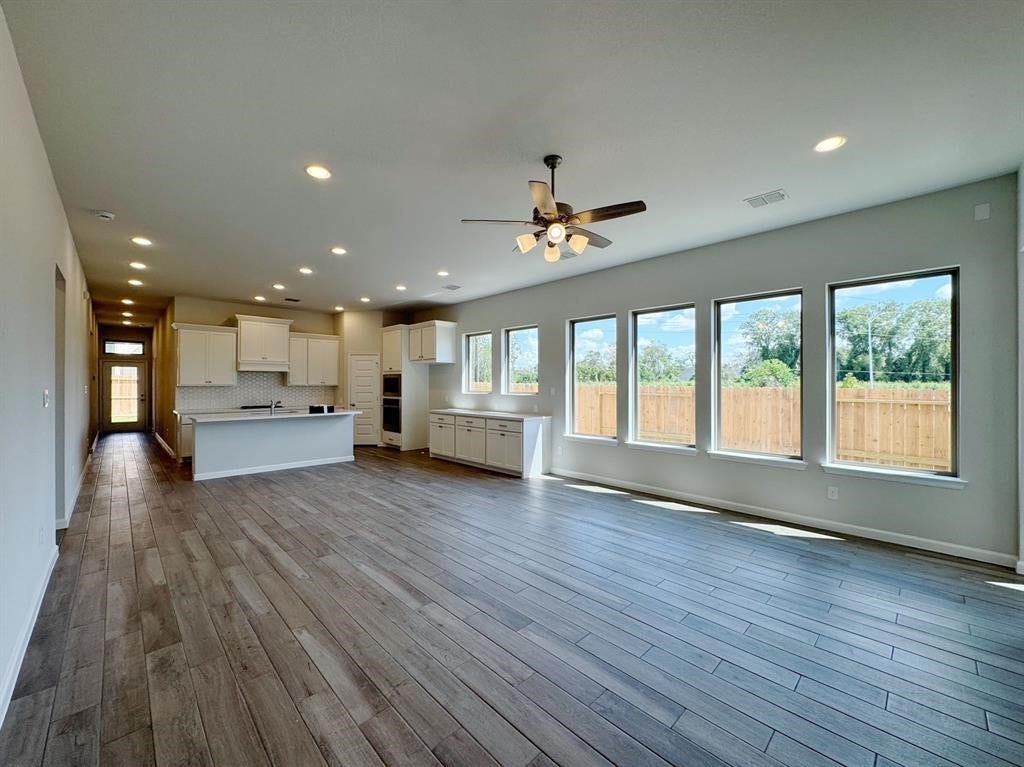 4026 Honeyspring Drive, Missouri City, TX 77459 4026 Honeyspring Drive, Missouri City, TX 77459