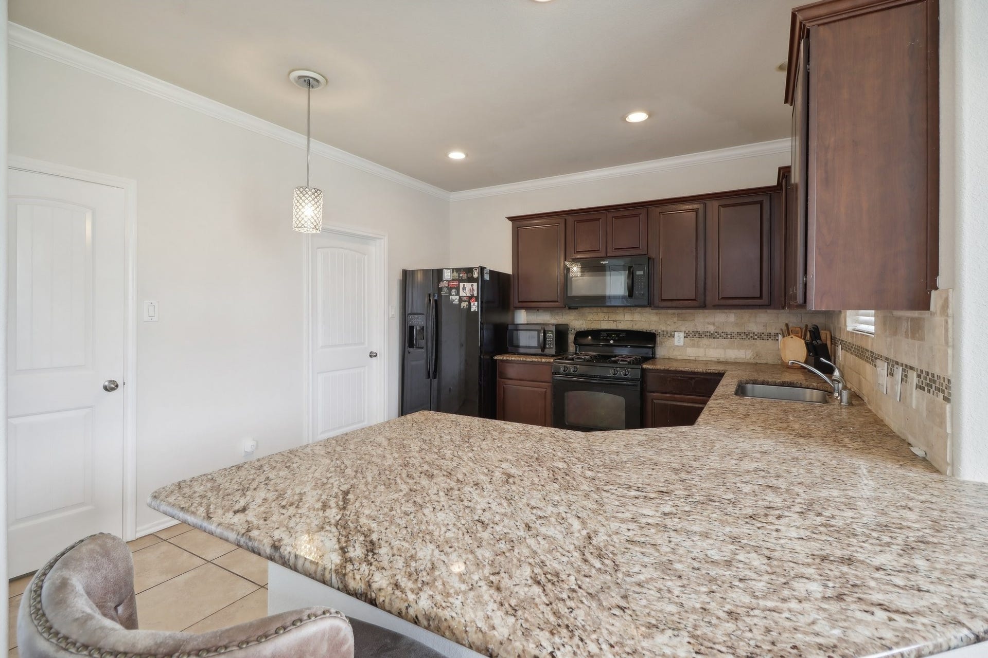 1827 Acorn Glen Trail, Fresno, TX 77545 1827 Acorn Glen Trail, Fresno, TX 77545