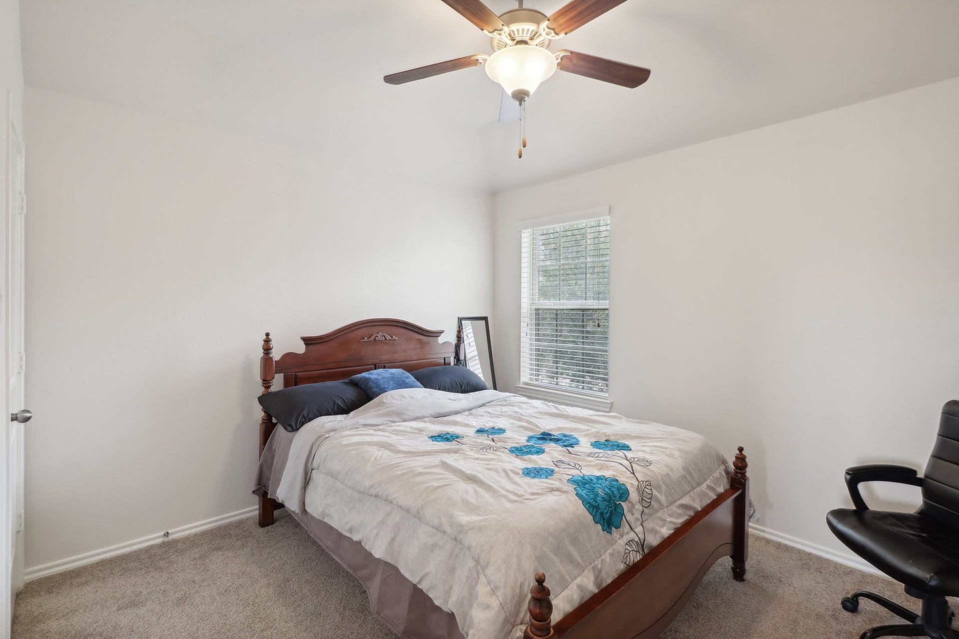 1827 Acorn Glen Trail, Fresno, TX 77545 1827 Acorn Glen Trail, Fresno, TX 77545