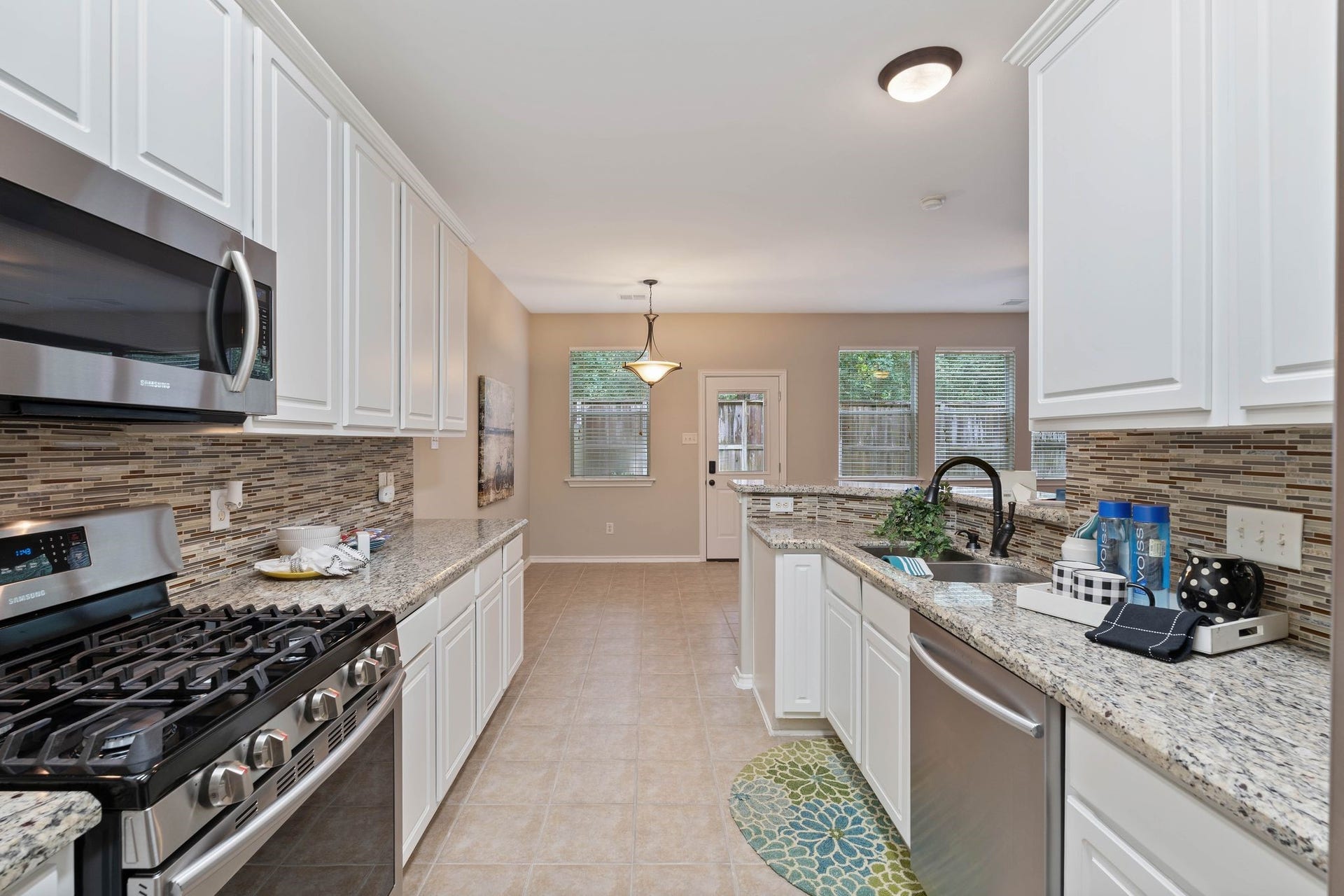 50 Leafstalk Court, The Woodlands, TX 77382 50 Leafstalk Court, The Woodlands, TX 77382