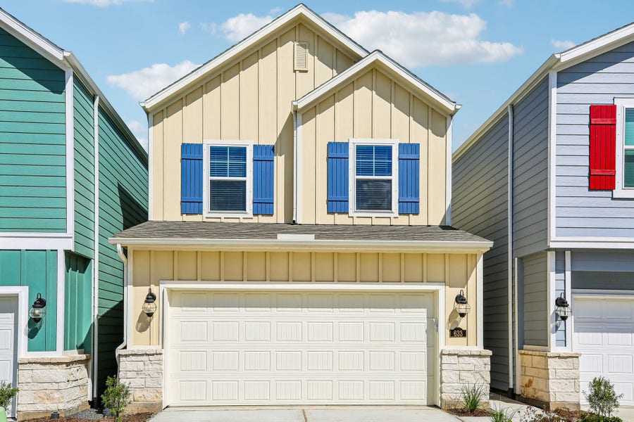 Property photo for 633 Sand Dollar Drive, Kemah, TX