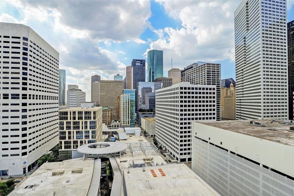 1211 Caroline Street, #1708, Houston, TX 77002 1211 Caroline Street, #1708, Houston, TX 77002