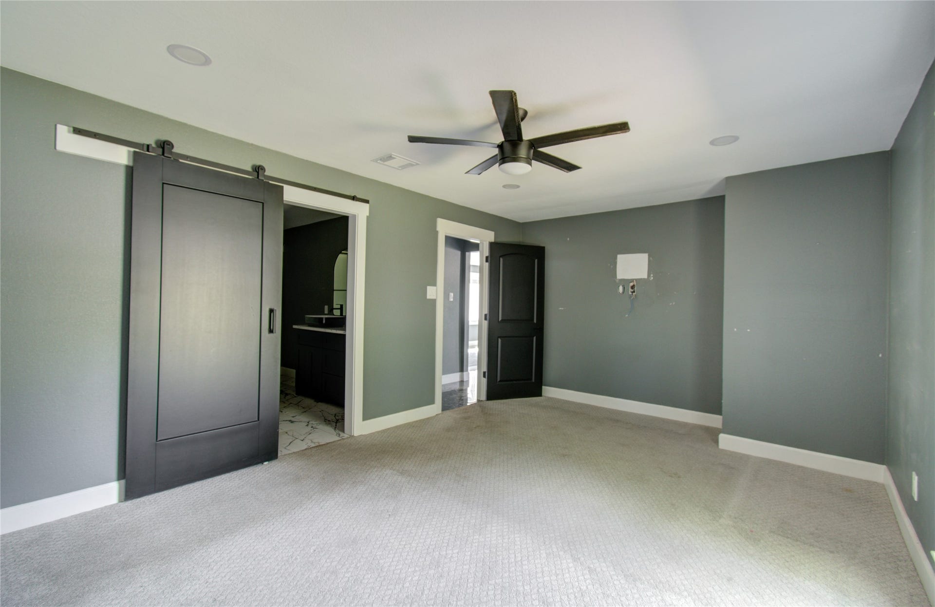 8103 Schaffer Lane, Houston, TX 77070 Primary Bedroom
