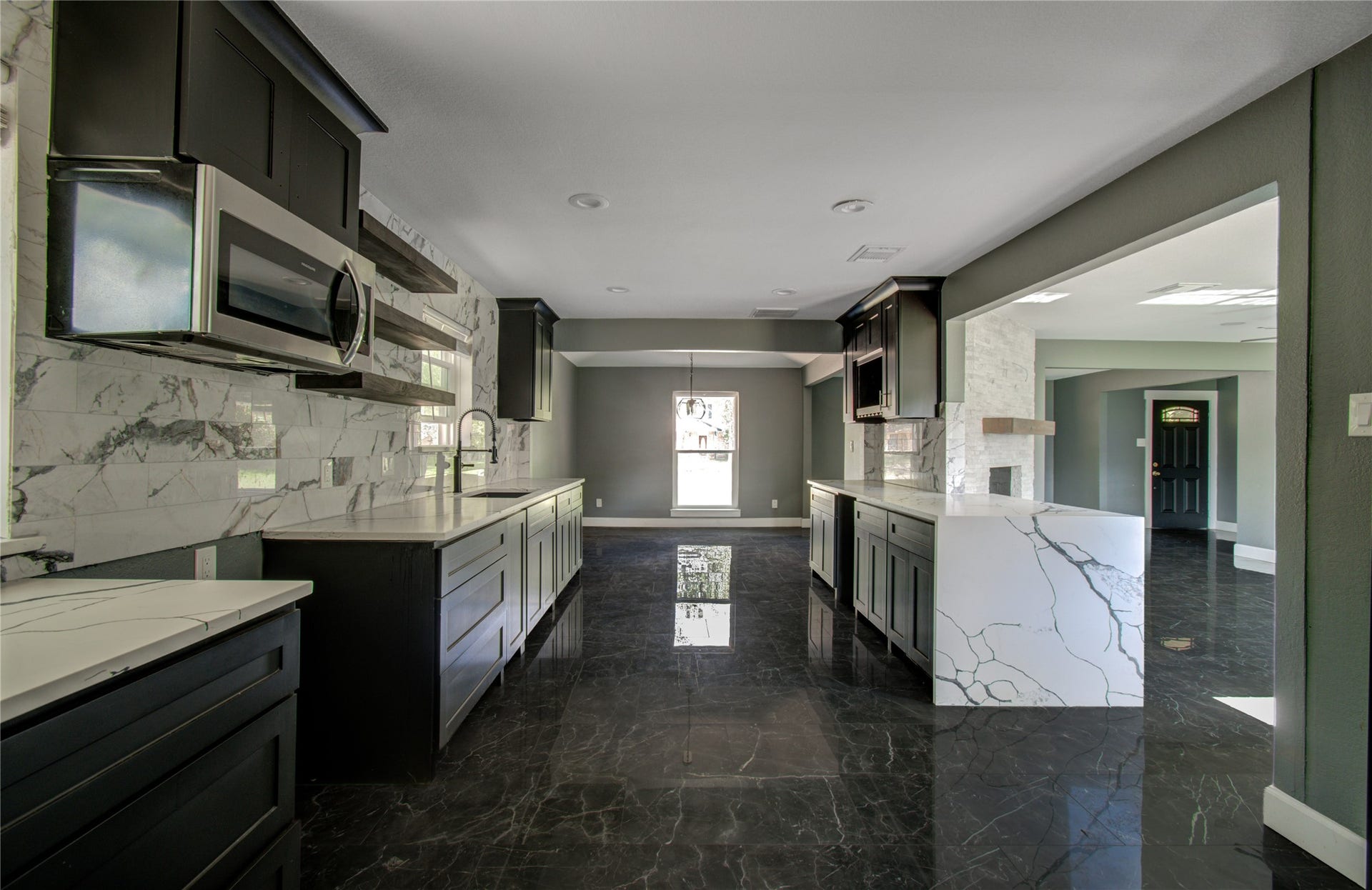 8103 Schaffer Lane, Houston, TX 77070 8103 Schaffer Lane, Houston, TX 77070
