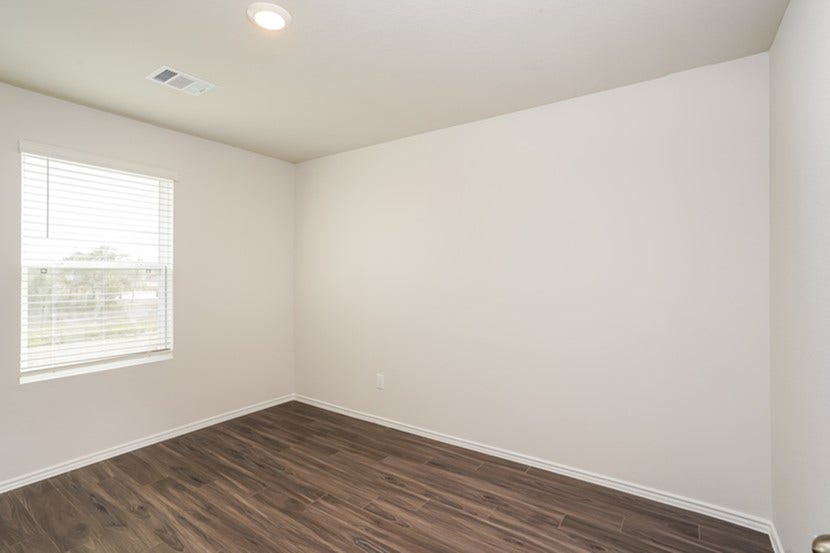 8813 E Lone Trail Boulevard, Texas City, TX 77591 Photos may be representative of the floor plan and not the exact home. Finishes, layout, and features of the actual property for lease may vary.