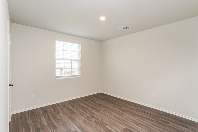 8813 E Lone Trail Boulevard, Texas City, TX 77591 Photos may be representative of the floor plan and not the exact home. Finishes, layout, and features of the actual property for lease may vary.