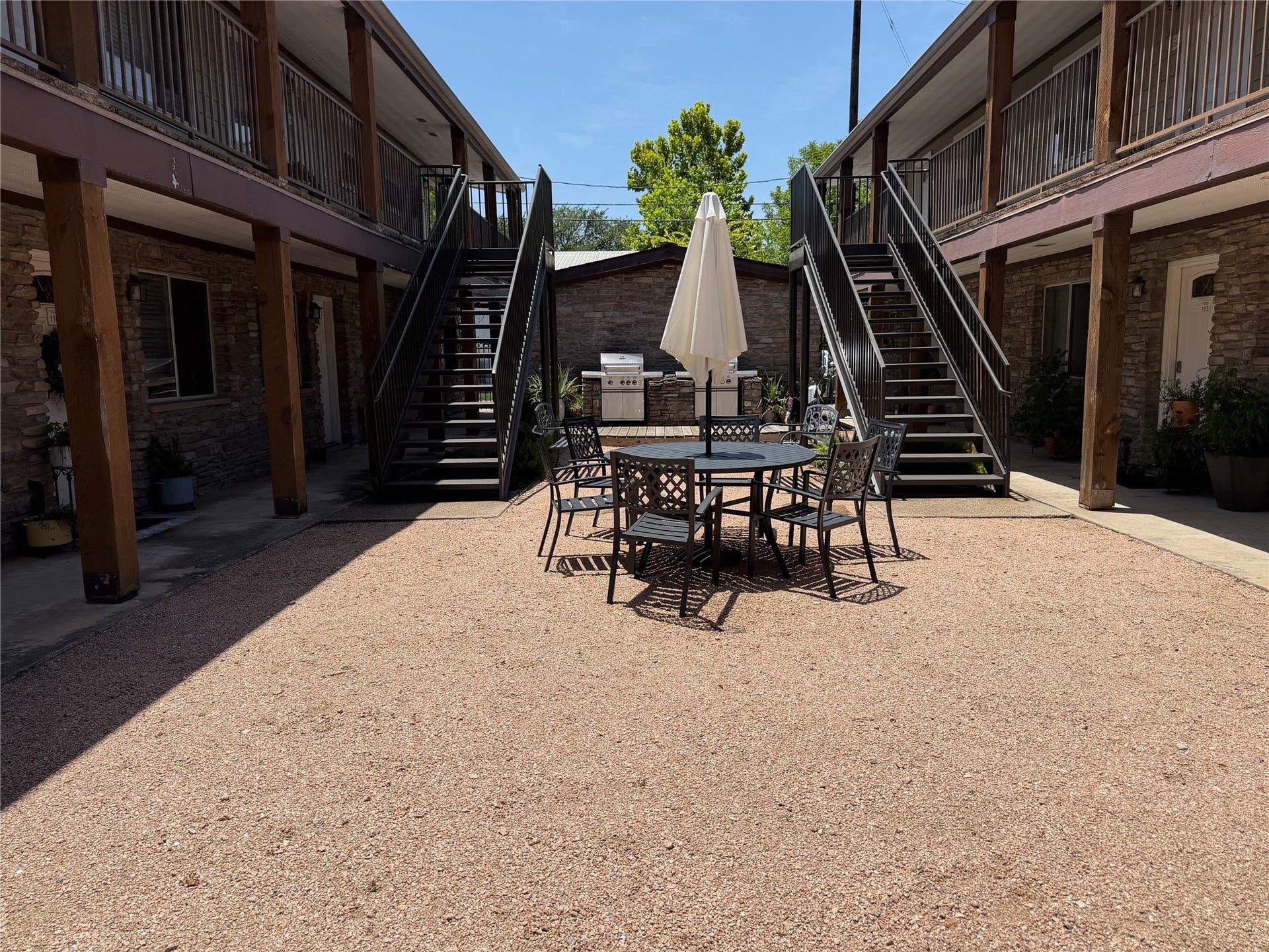 1447 Heights Boulevard, #220, Houston, TX 77008 1447 Heights Boulevard, #220, Houston, TX 77008