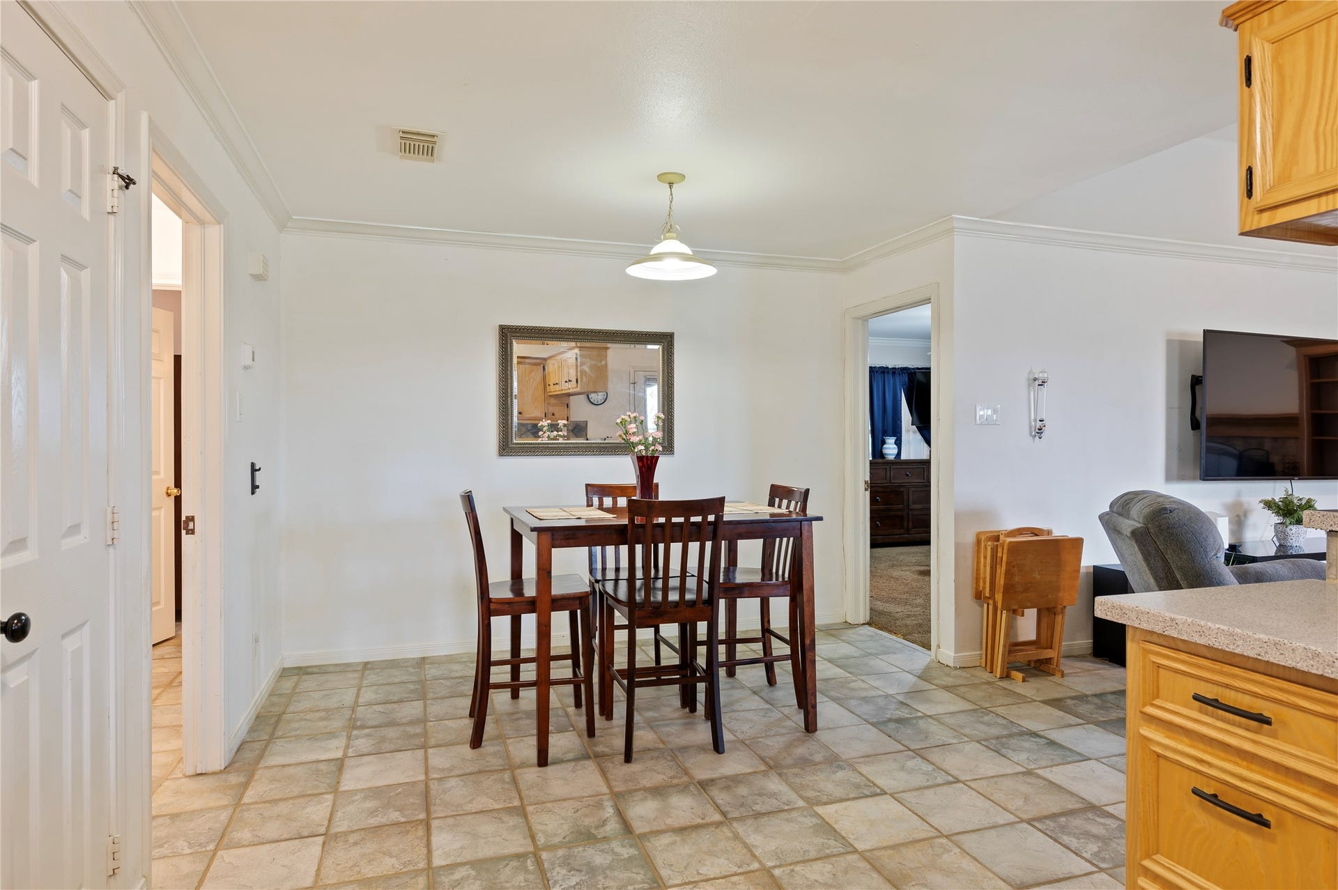 2517 Avenue L, Santa Fe, TX 77510 2517 Avenue L, Santa Fe, TX 77510