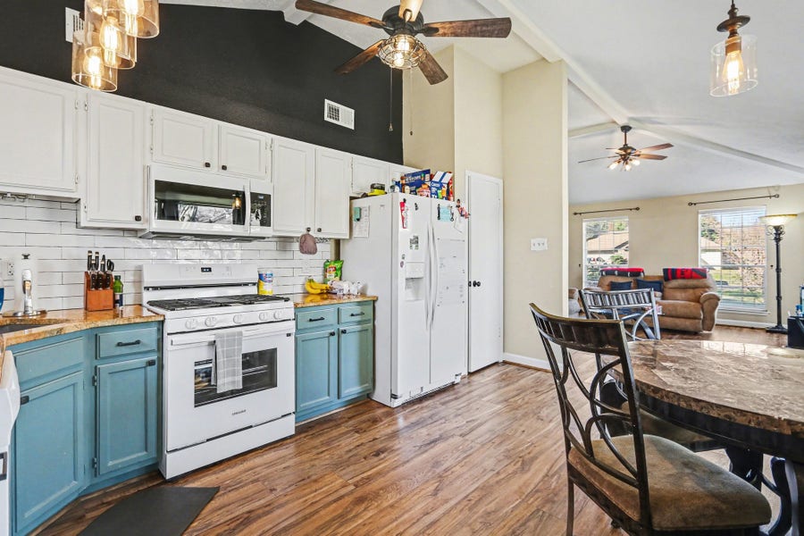 Property photo for 10011 Sand Pass Lane, Houston, TX