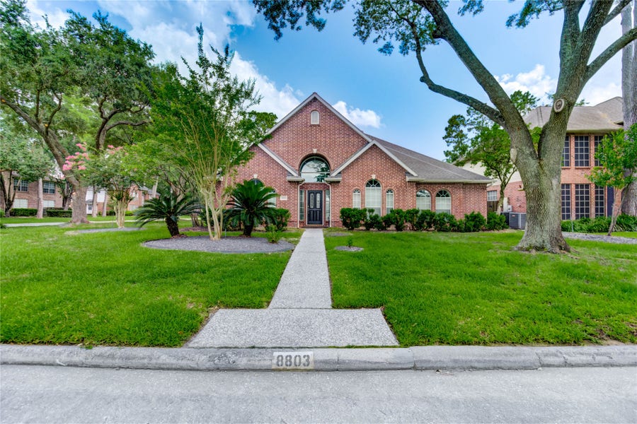 Property photo for 8803 Memorial Creek Drive, Spring, TX