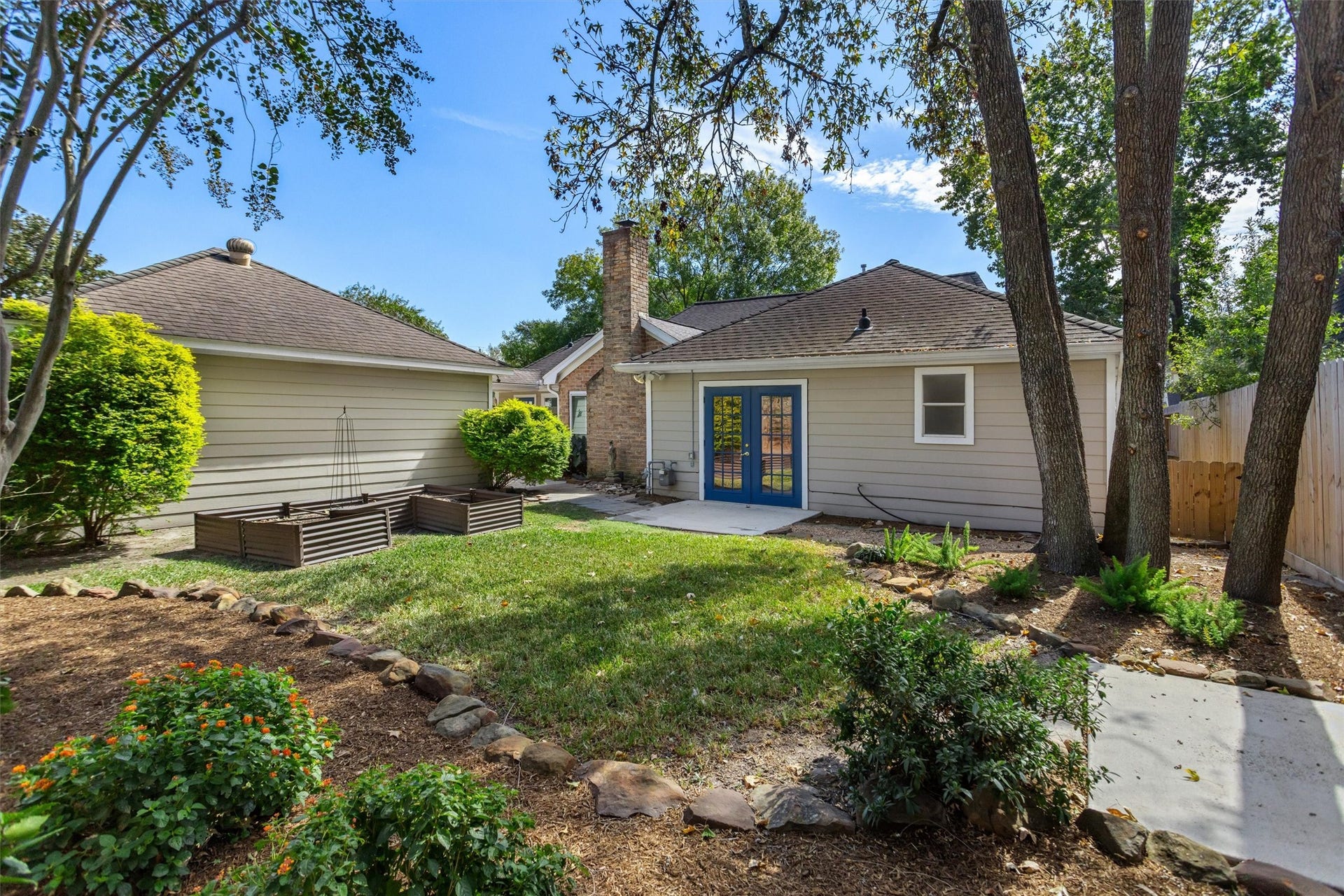 6502 Castle Lane Drive, Houston, TX 77066 Backyard