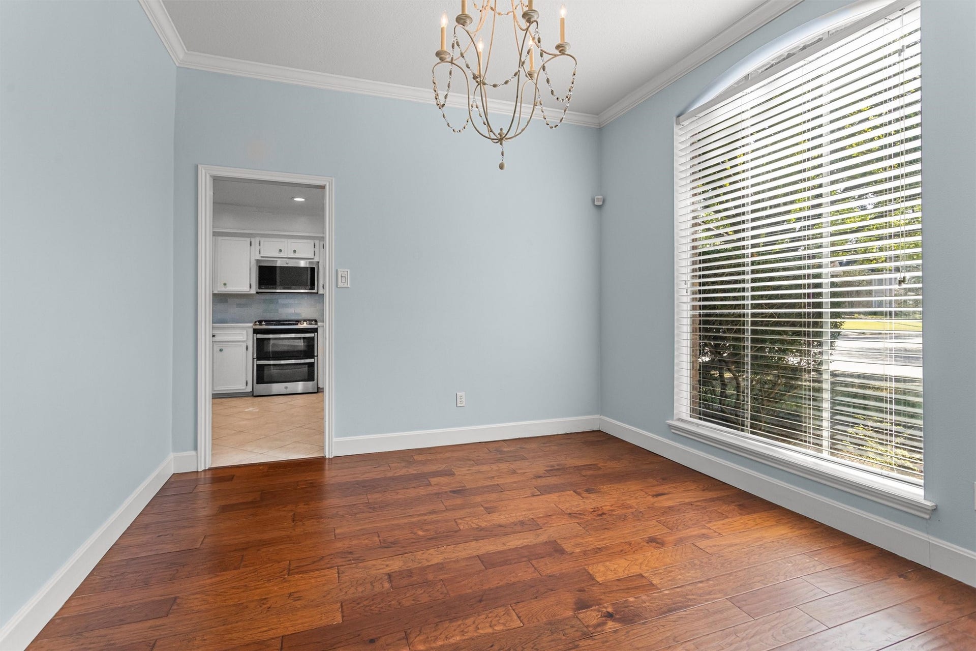 6502 Castle Lane Drive, Houston, TX 77066 Dining Room