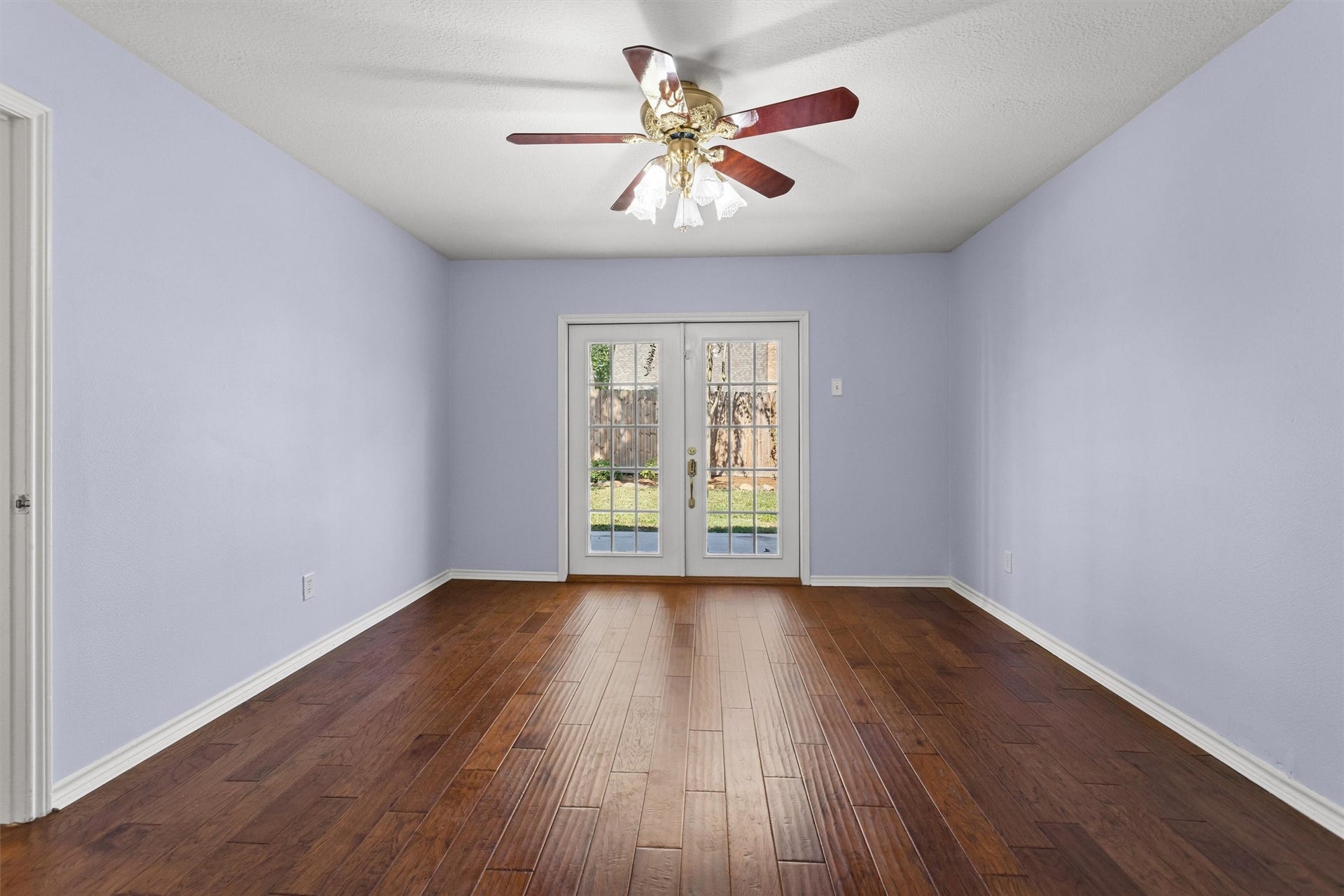 6502 Castle Lane Drive, Houston, TX 77066 Primary Bedroom with Double French Doors