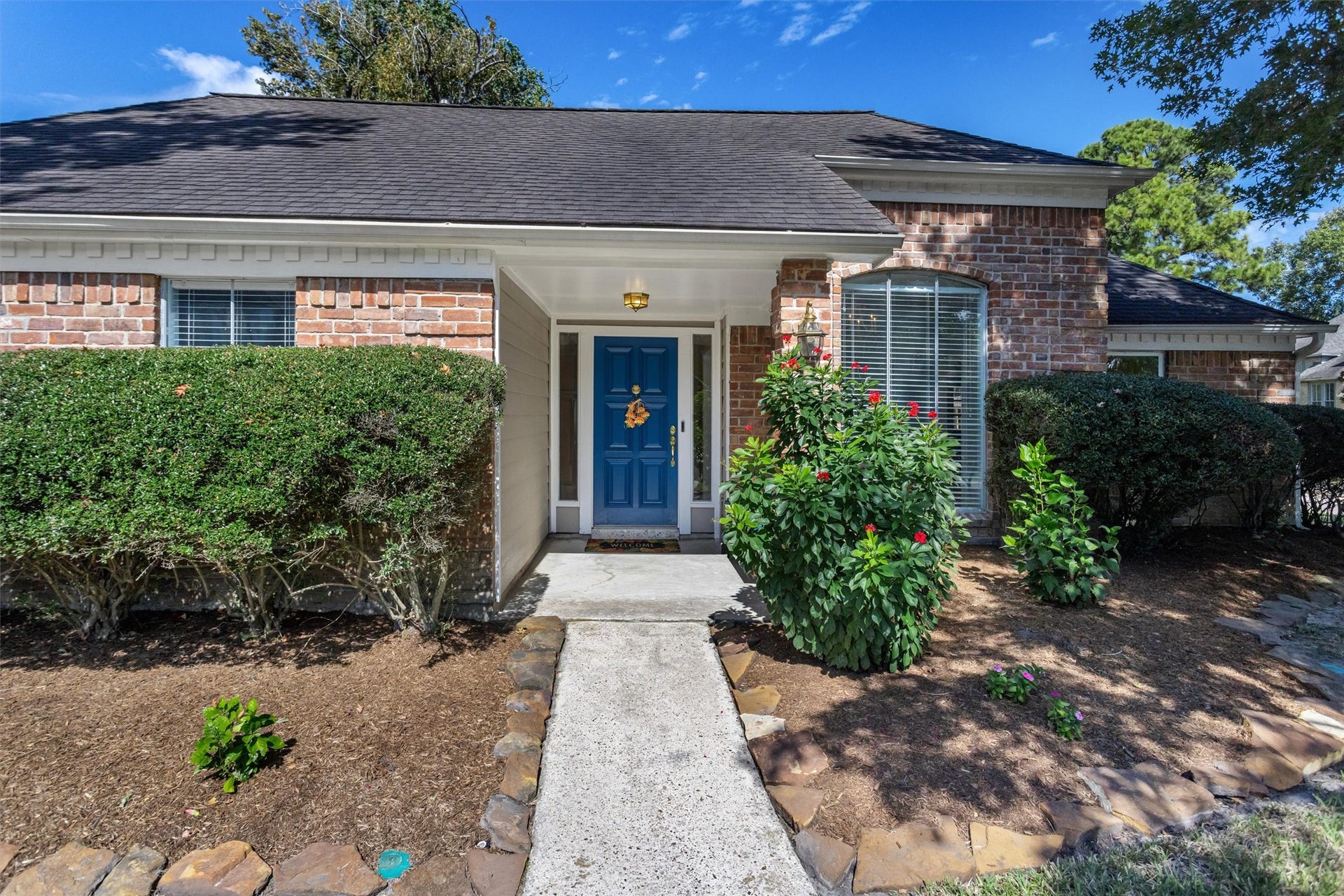 6502 Castle Lane Drive, Houston, TX 77066 Front Entry