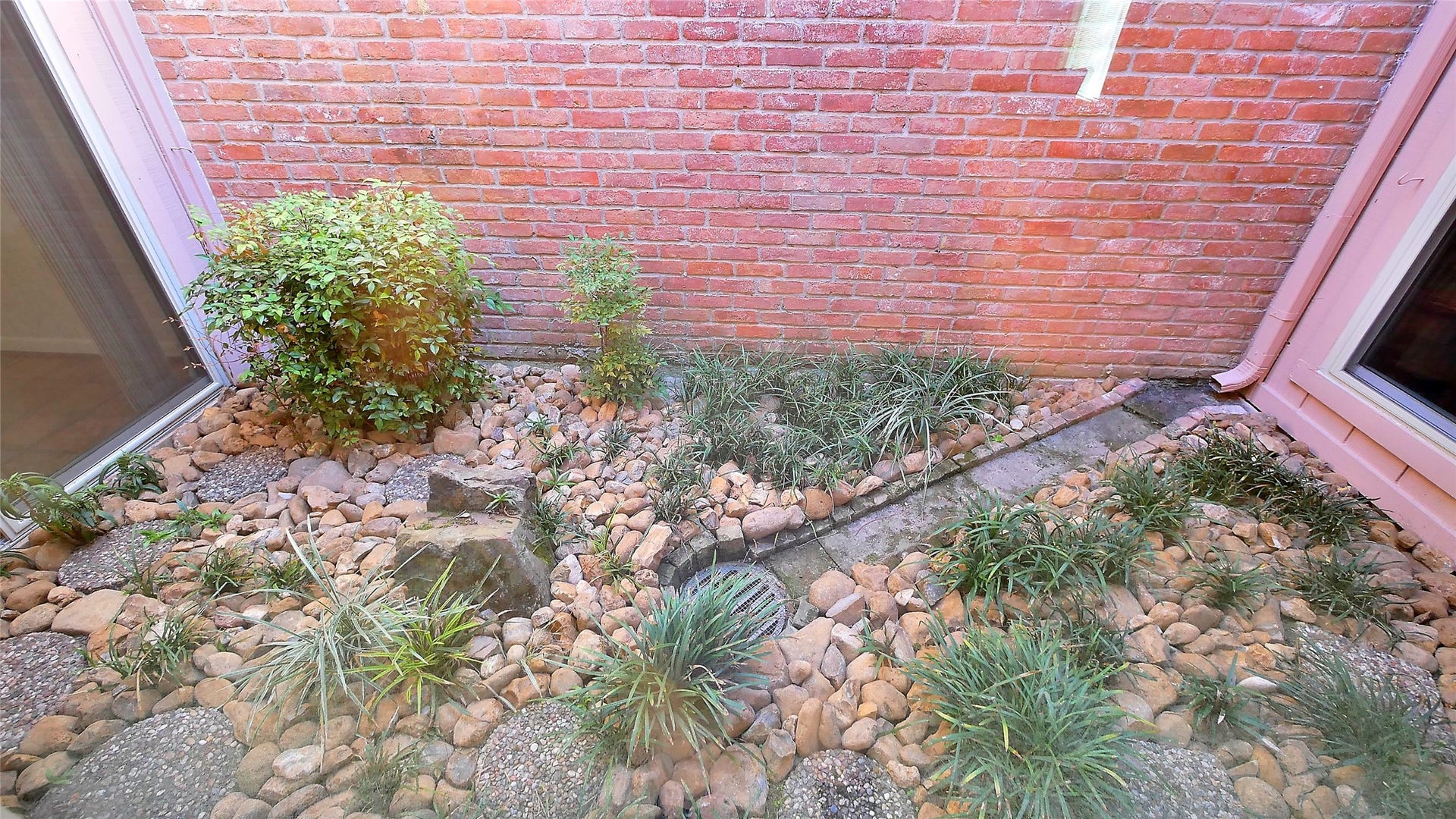 Small Patio area outside the Formal Dining