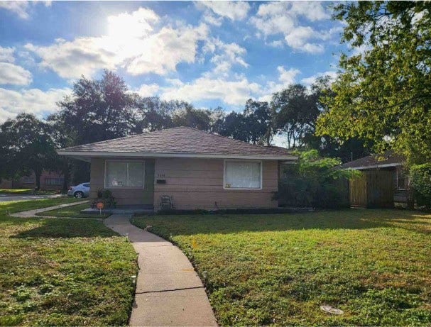 Property photo for 6642 Heron Drive, Houston, TX