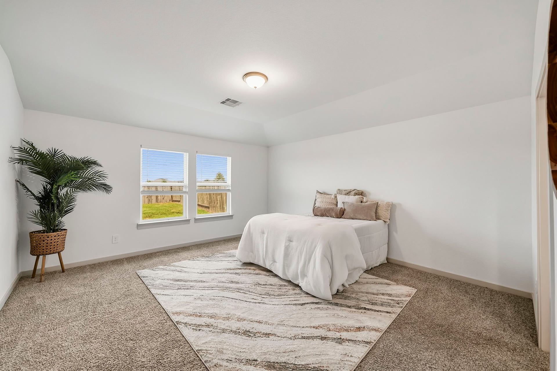 6827 Dell Vista Drive, Rosenberg, TX 77469 Primary bedroom with extra large area.