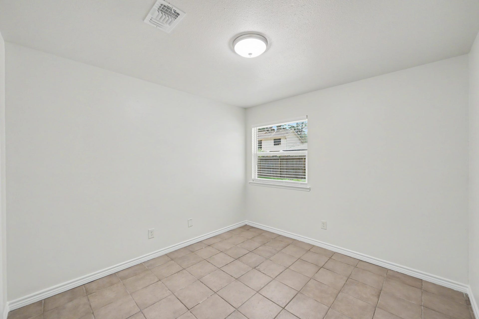 1 Pineash Court, The Woodlands, TX 77381