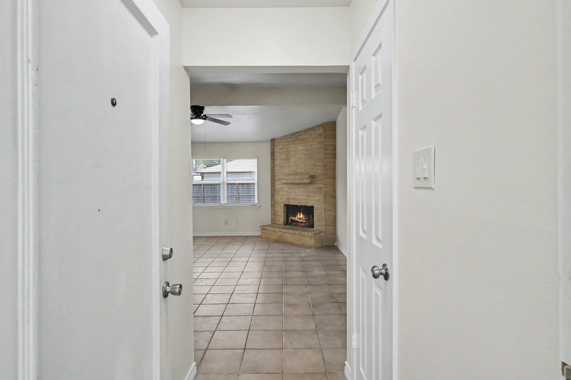1 Pineash Court, The Woodlands, TX 77381