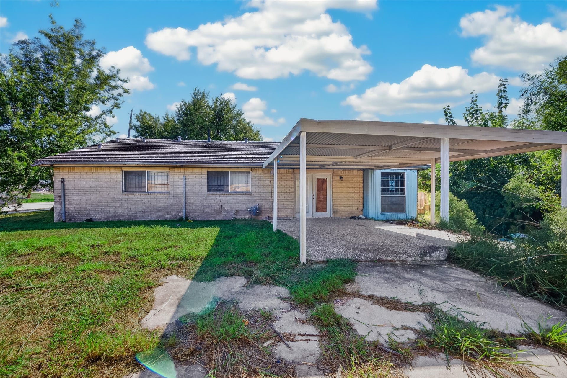 5435 Tavenor Lane, Houston, TX 77048