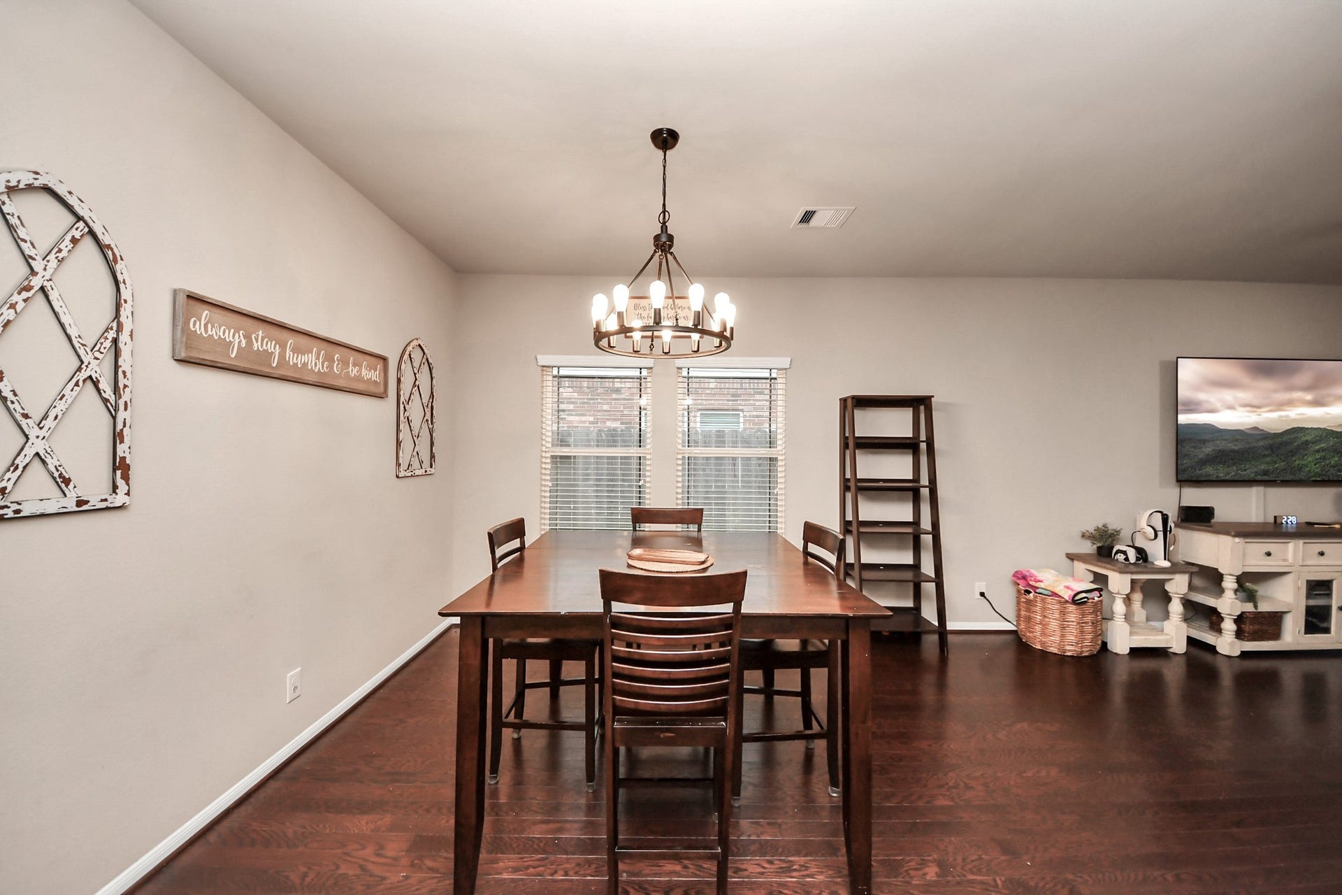 8706 Morning Dove Lane, Baytown, TX 77521 8706 Morning Dove Lane, Baytown, TX 77521