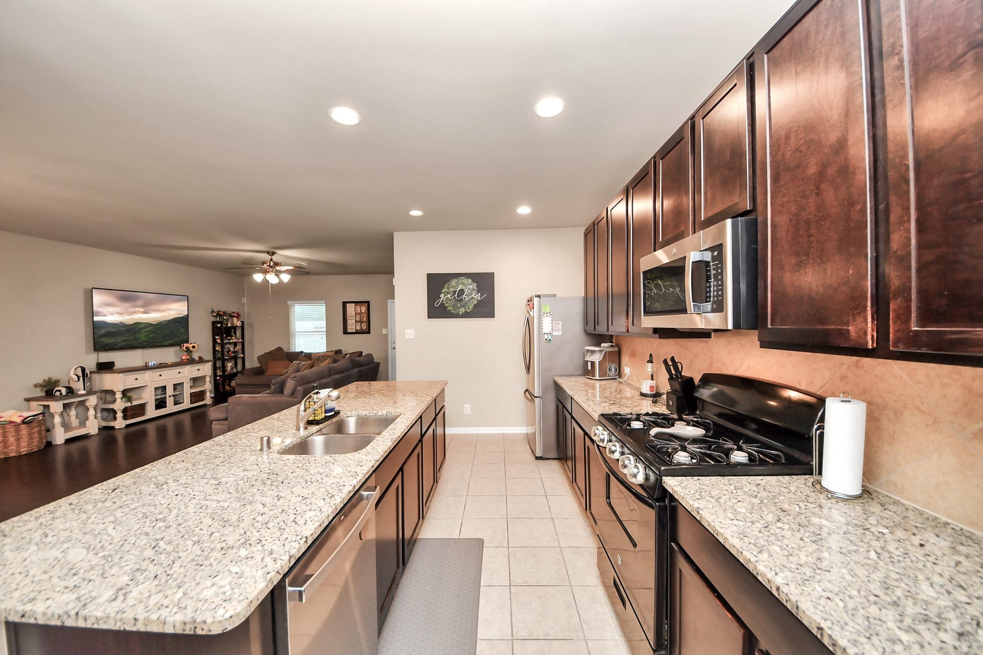 8706 Morning Dove Lane, Baytown, TX 77521 8706 Morning Dove Lane, Baytown, TX 77521