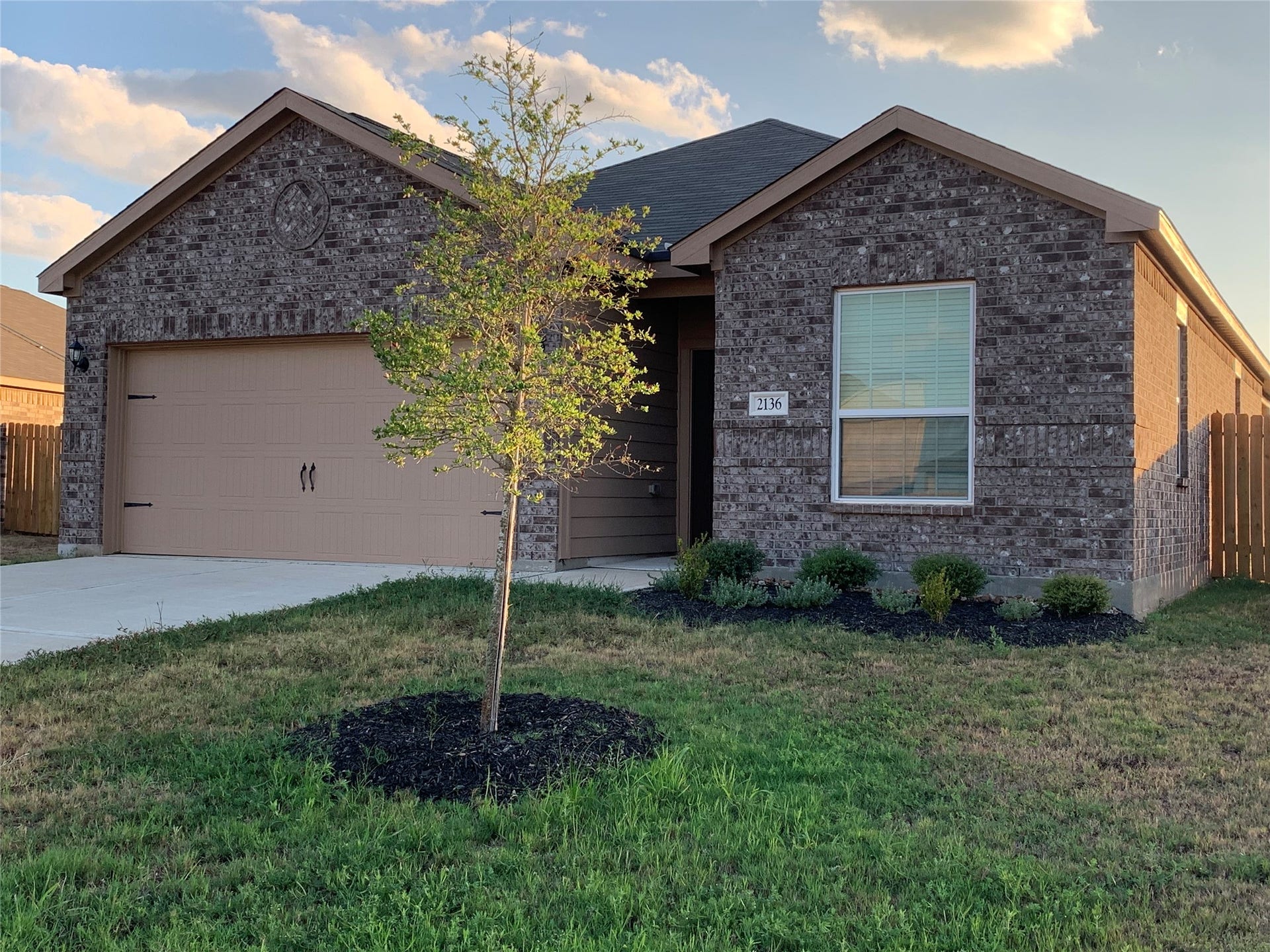 2136 Mule Ridge Drive, Katy, TX 77493 2136 Mule Ridge Drive, Katy, TX 77493