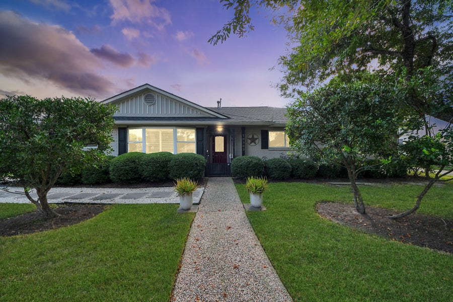 Property photo for 10303 Greenwillow Street, Houston, TX