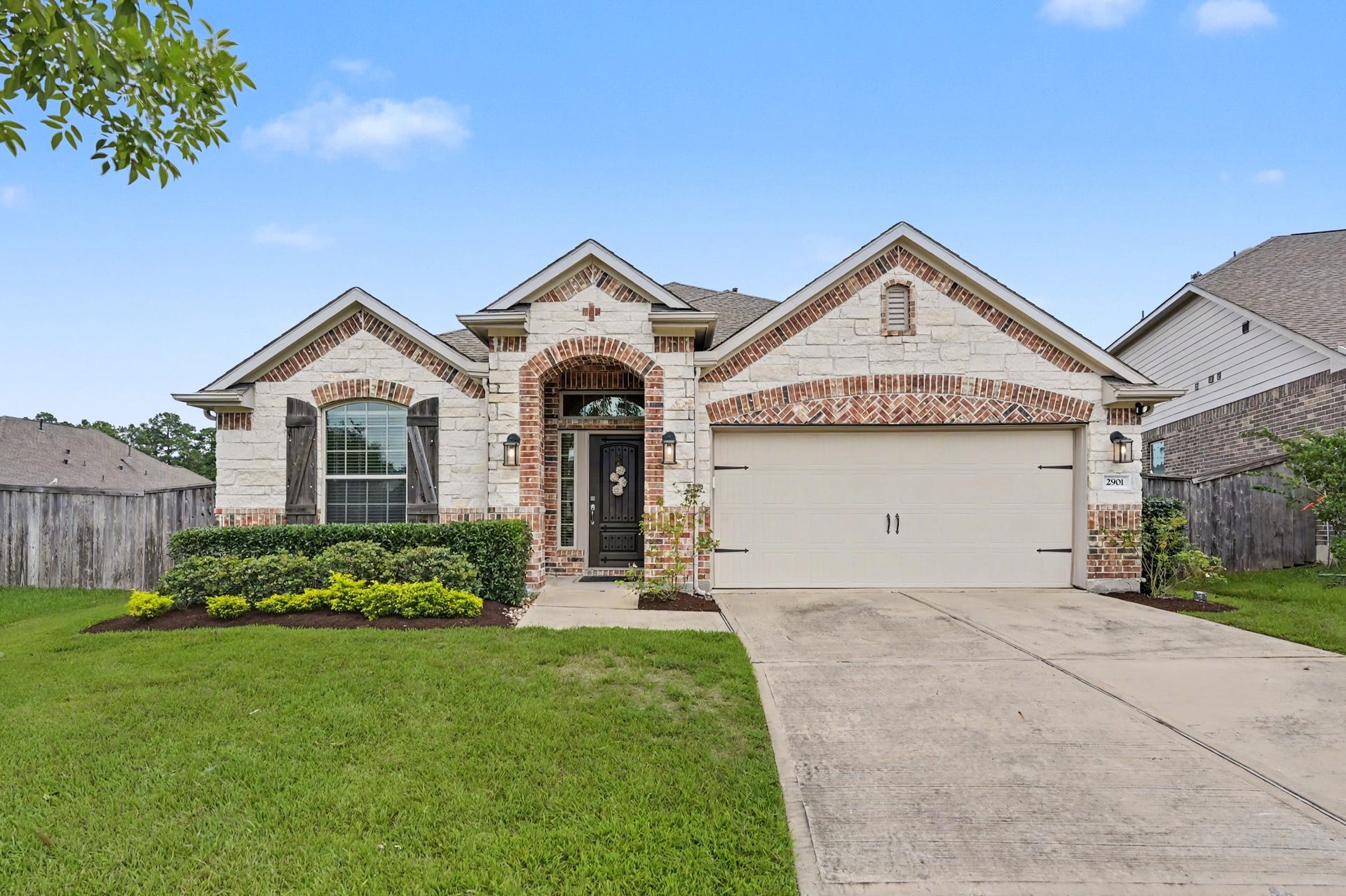 Welcome to 2901 Green Ash Ct, tucked on a cul-de-sac with a spacious pie-shaped lot