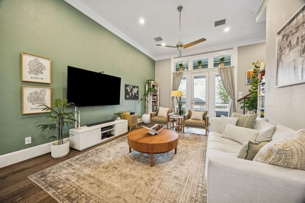 808 Cage Street, Houston, TX 77020 808 Cage Street, Houston, TX 77020
