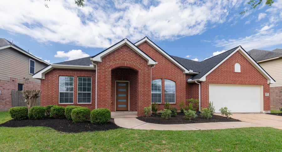 Property photo for 8802 Rocky Knoll Lane, Rosenberg, TX