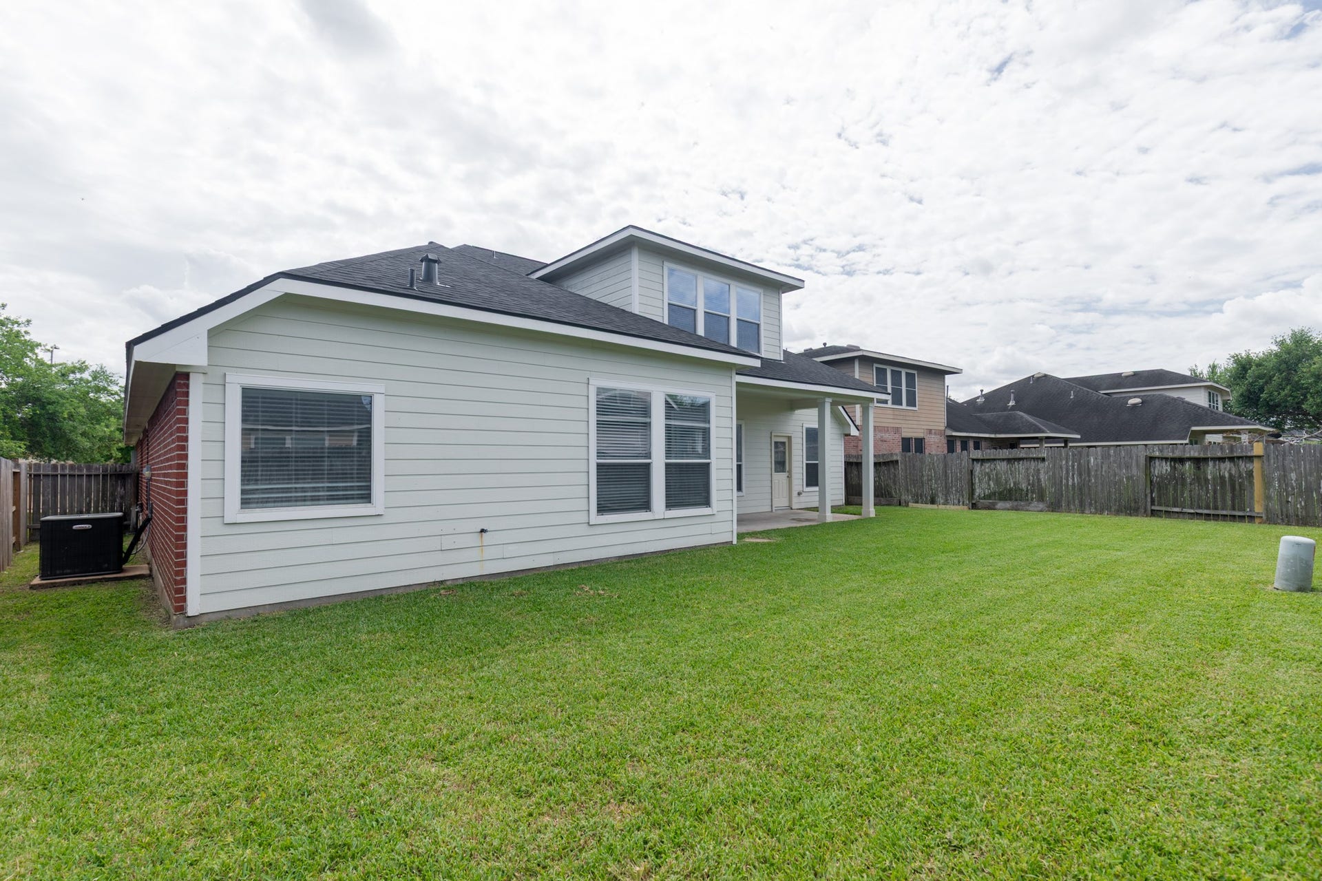 8802 Rocky Knoll Lane, Rosenberg, TX 77469 8802 Rocky Knoll Lane, Rosenberg, TX 77469