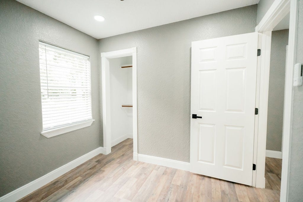 1308 N Rock Island Street, Angleton, TX 77515 1308 N Rock Island Street, Angleton, TX 77515
