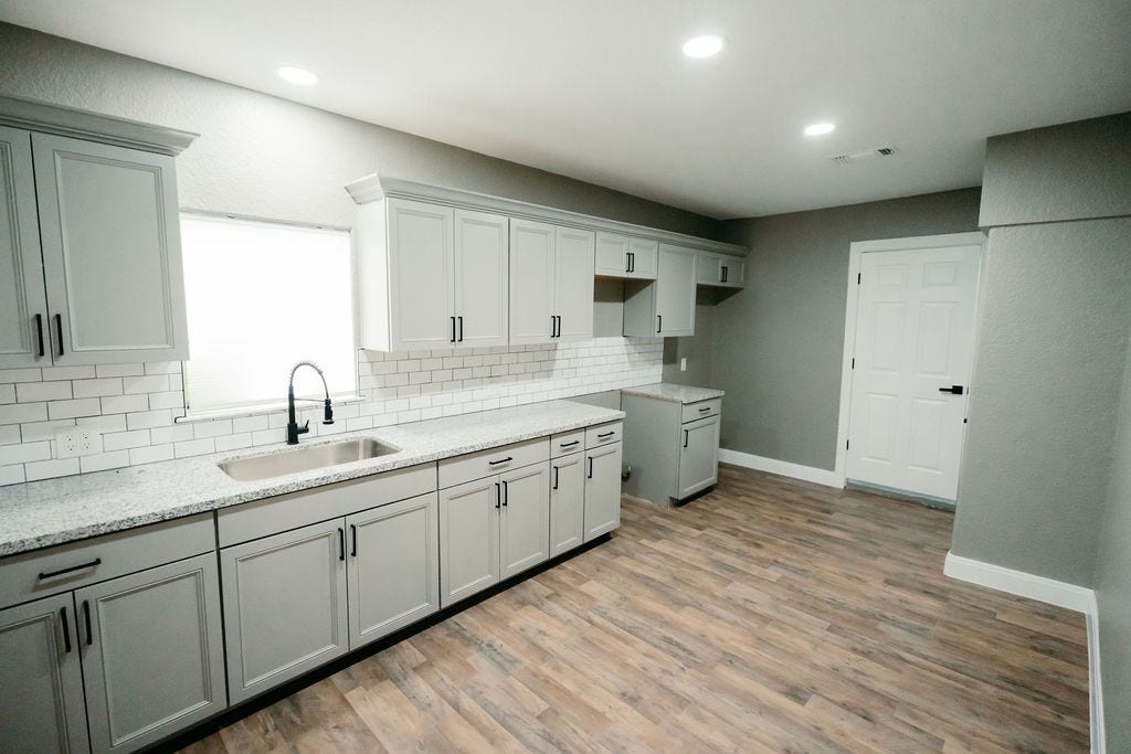 1308 N Rock Island Street, Angleton, TX 77515 1308 N Rock Island Street, Angleton, TX 77515