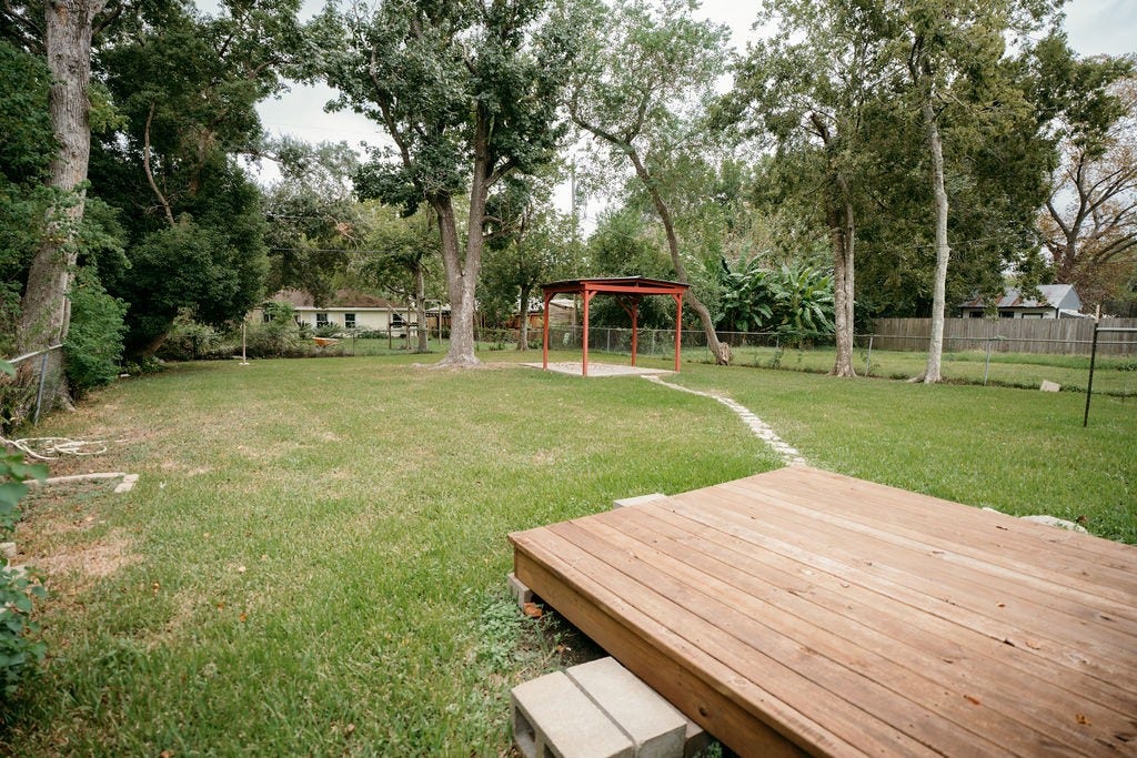 1308 N Rock Island Street, Angleton, TX 77515 1308 N Rock Island Street, Angleton, TX 77515