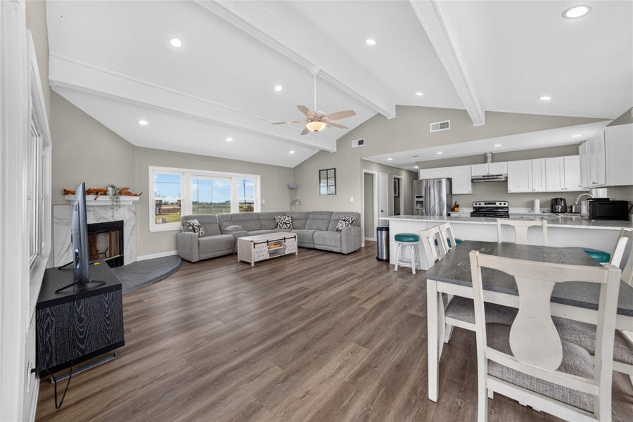 Property photo for 16713 Jamaica Beach Road, Jamaica Beach, TX