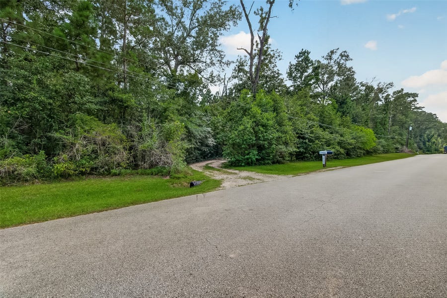 Property photo for 14303 Lyric Road, Conroe, TX