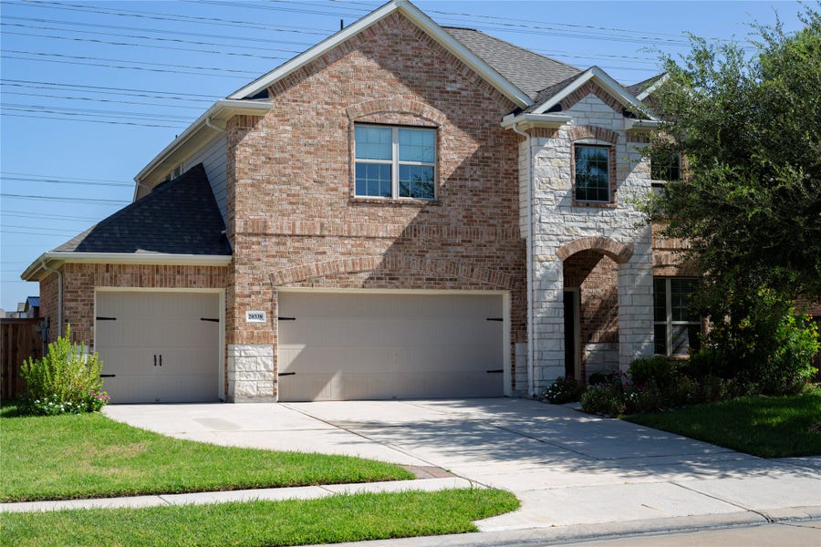 Property photo for 20338 Fossil Valley Lane, Cypress, TX