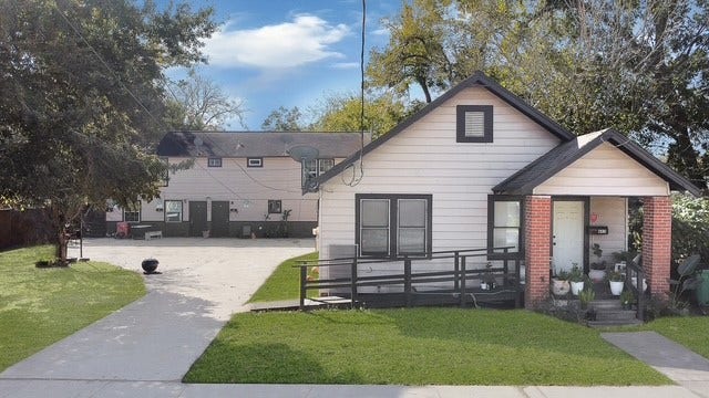 Property photo for 605 E Hunnicutt Street, #A, Baytown, TX