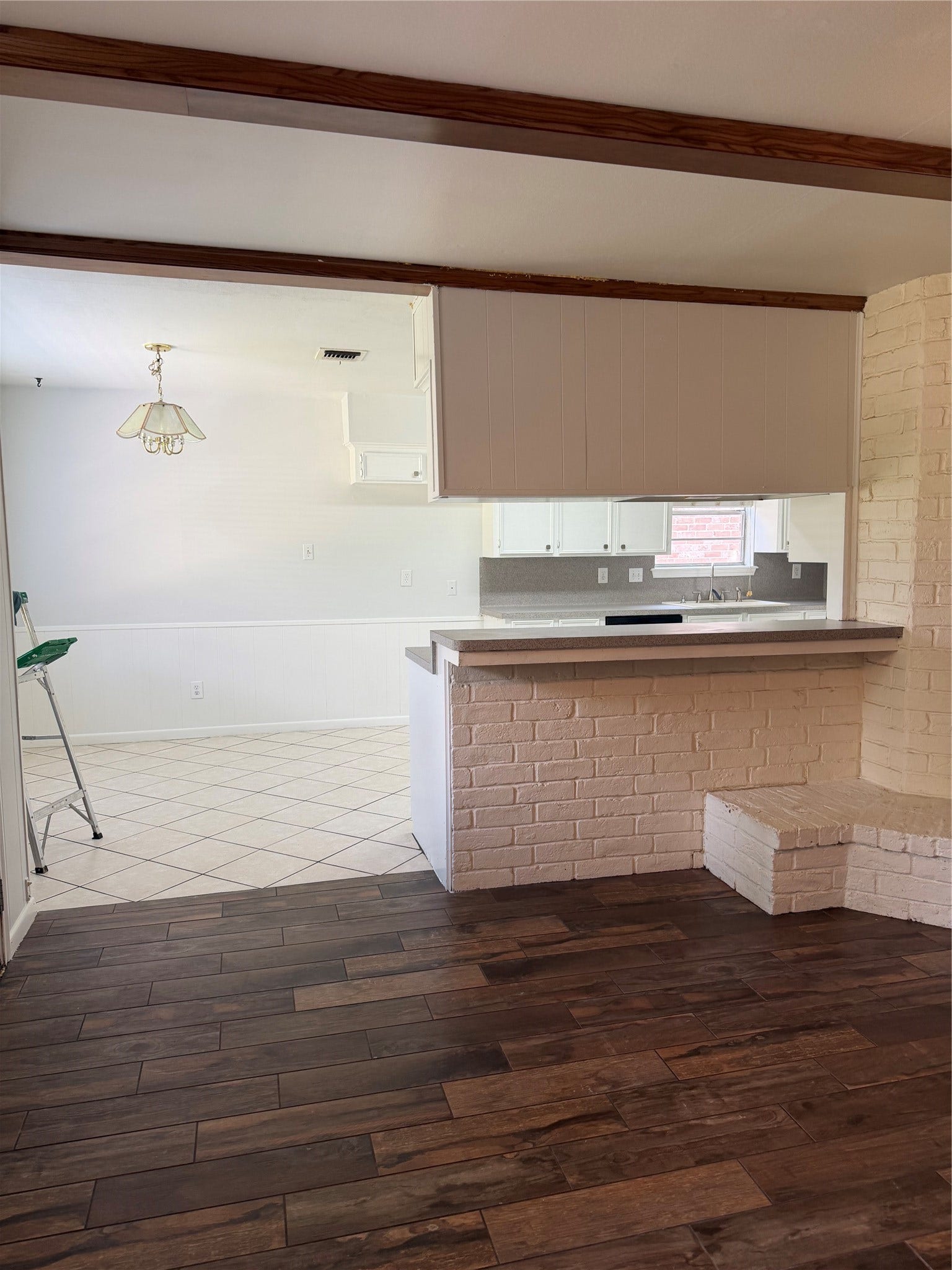 12860 Westleigh Drive, Houston, TX 77077 12860 Westleigh Drive, Houston, TX 77077