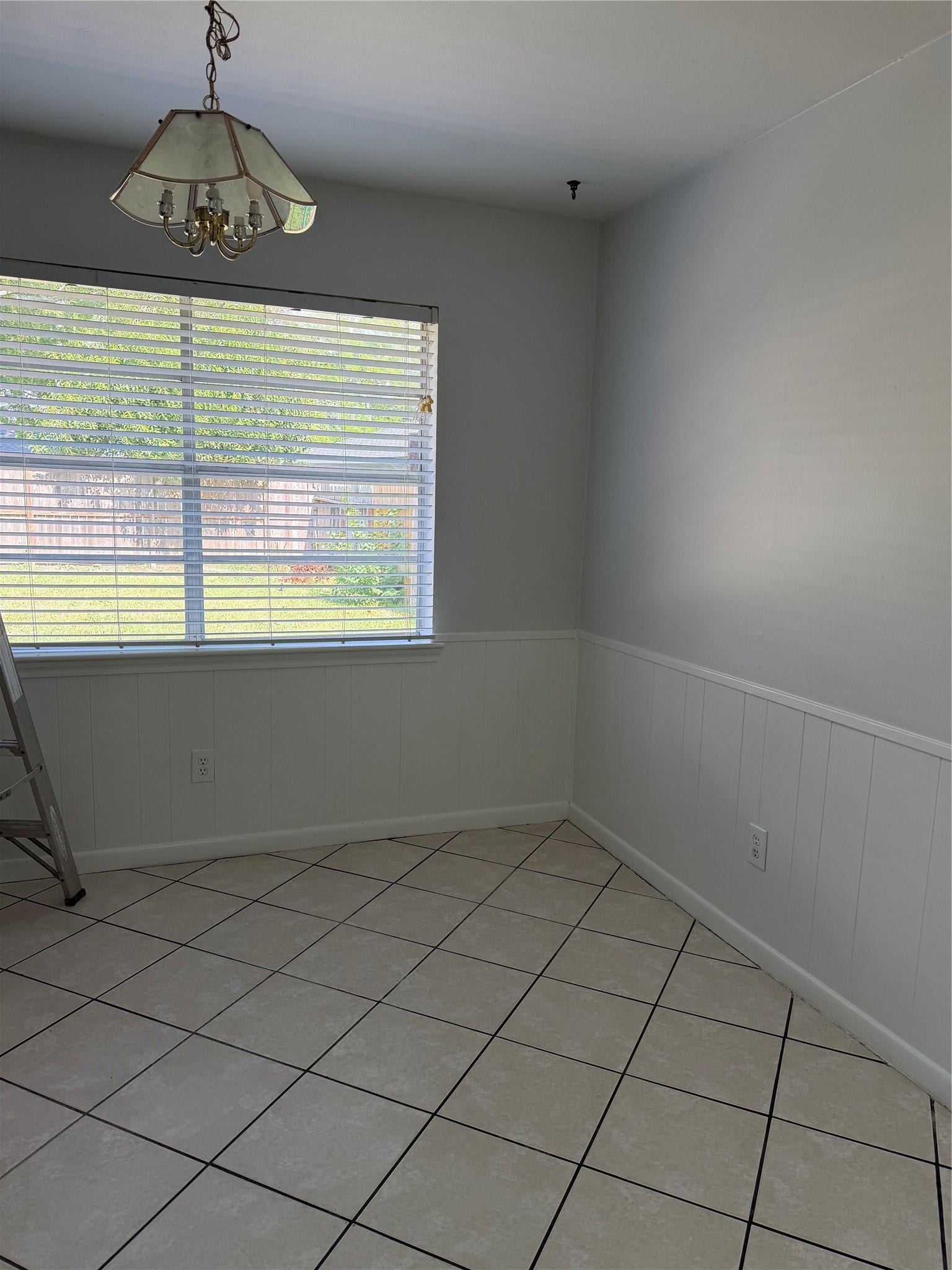 12860 Westleigh Drive, Houston, TX 77077 12860 Westleigh Drive, Houston, TX 77077