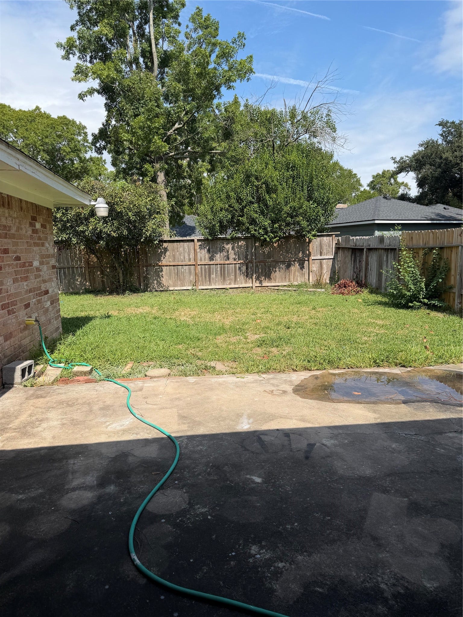 12860 Westleigh Drive, Houston, TX 77077 12860 Westleigh Drive, Houston, TX 77077