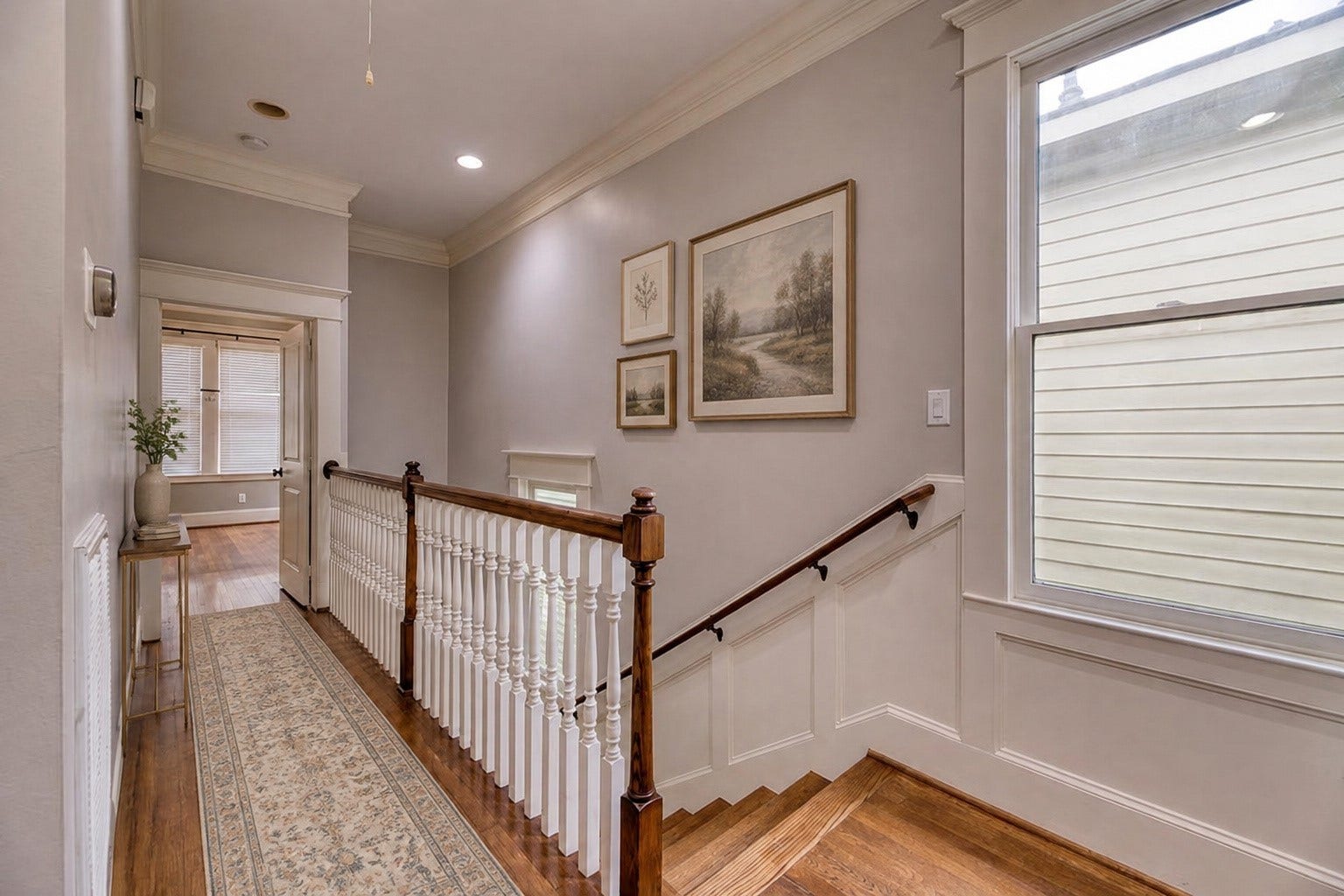 426 W 25th Street, Houston, TX 77008 Virtually staged