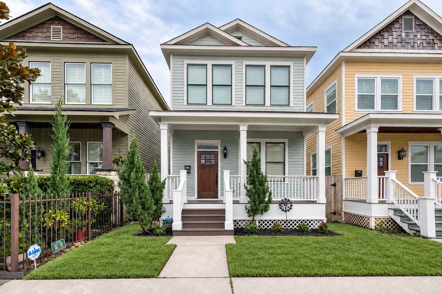 Property photo for 426 W 25th Street, Houston, TX