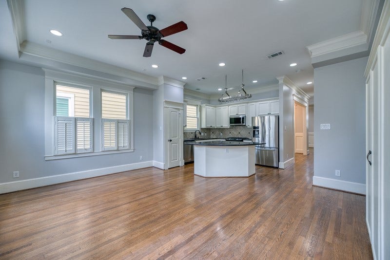 426 W 25th Street, Houston, TX 77008 426 W 25th Street, Houston, TX 77008