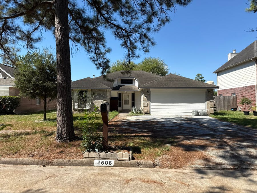 Property photo for 2606 Eagle Nest Lane, Humble, TX