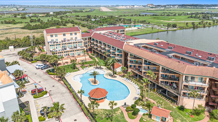 Property photo for 9520 Seawall Boulevard, #214, Galveston, TX